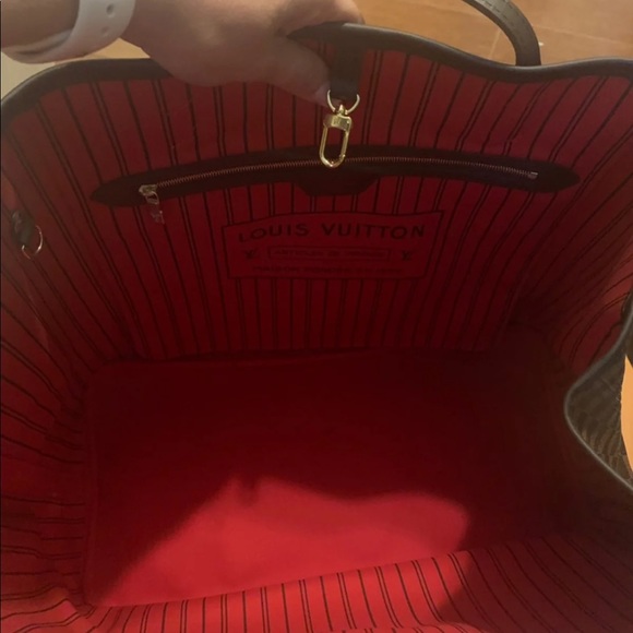 Sold - Picture 3 of 7